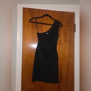 Chic One-Shoulder Black Dress